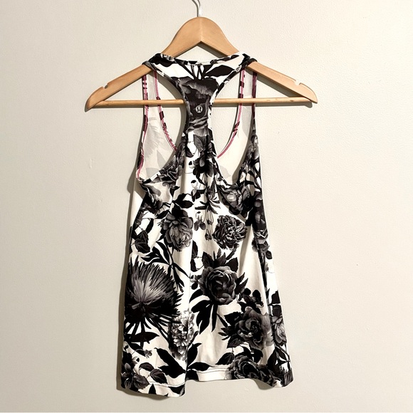 Lululemon Cool Racerback Tank Brisk Bloom Floral Pattern - Picture 4 of 5
